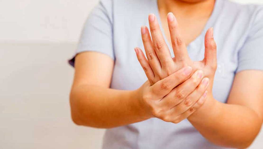 Síndrome del túnel de carpo : ¿Por qué tengo dolor de mano y hormigueo?